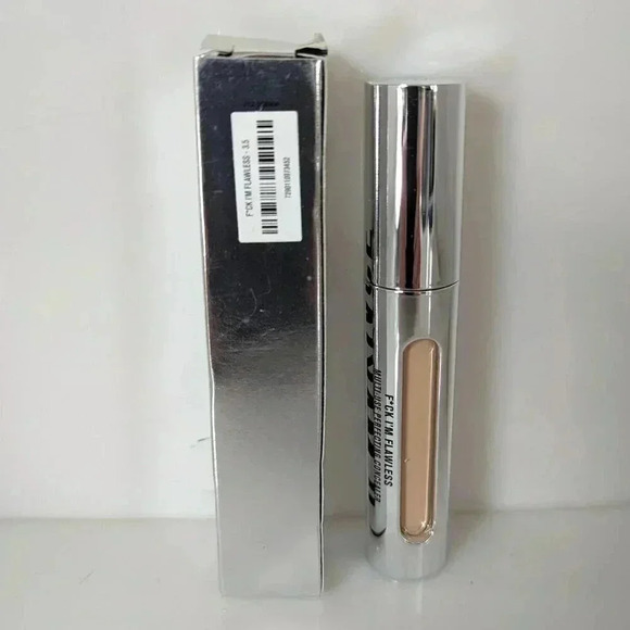 Il Makiage #3,5 Concealer - Picture 2 of 3